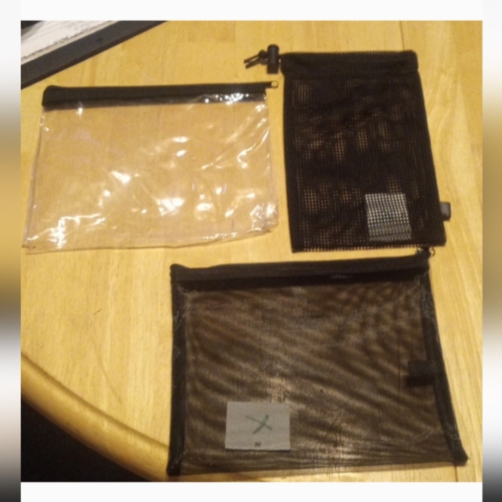 Bundle pouches